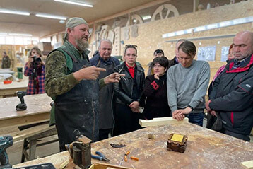 Школа столярного ремесла