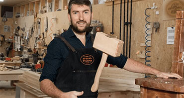 Бизнес-секреты. Тинькофф. Как запустить столярную мастерскую? Опыт Ивана Мордовина [2023]