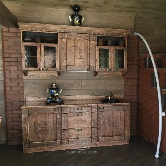 Кухня под старину из массива сосны | коллекция «Суздальская»