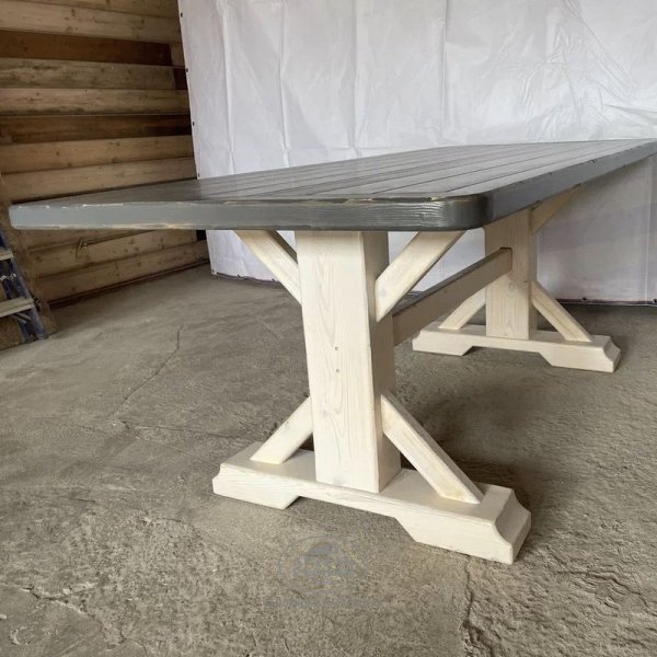 Состаренный стол из массива натурального дерева «Стрелецкий» 