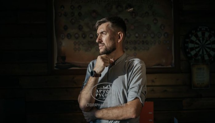 Иван Мордовин, руководитель мастерской авторской мебели Артель Русичи