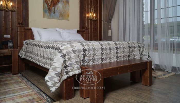 Стандартный номер эко-отеля Deer Farm, фото взято на официальном сайте Deer Farm, мебель производства "Артели "Русичи"