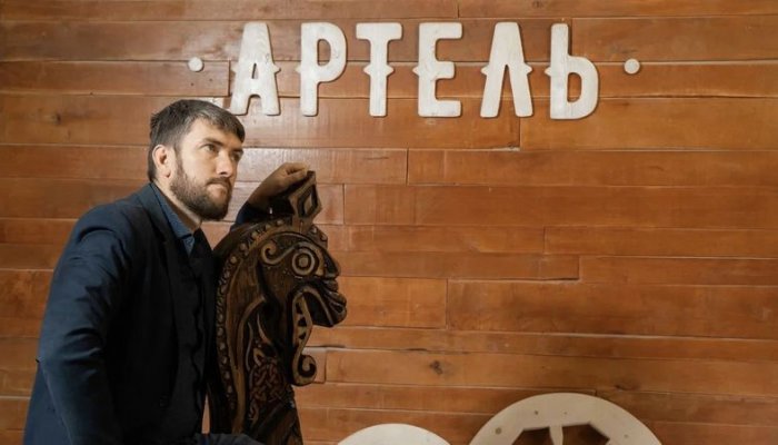 Иван Мордовин, основатель и руководитель столярной мастерской «Артель «Русичи»