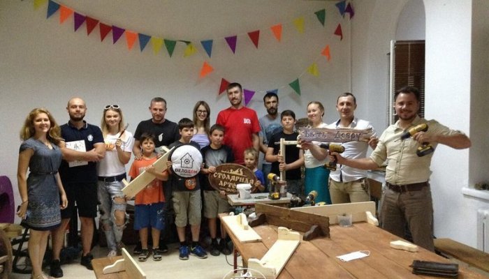 Первые столярные мастер-классы Ивана Мордовина для детей и взрослых