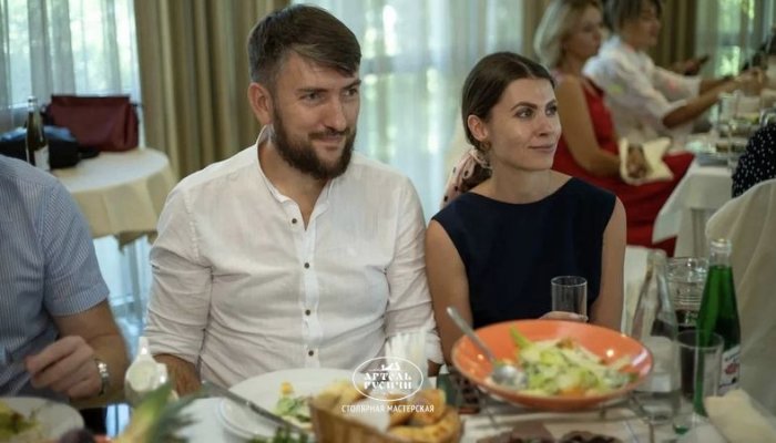 Иван Мордовин с супругой Викторией на дне рождения сообщества «БизнесЮг». Август, 2021 год