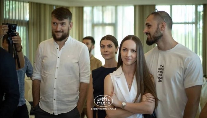 Иван Мордовин с супругой Викторией на дне рождения сообщества «БизнесЮг». Август, 2021 год