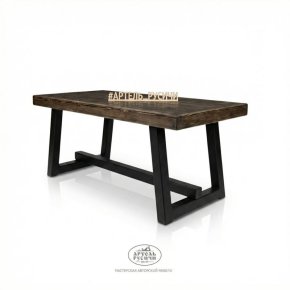 Деревянный стол в стиле лофт с металлическим подстольем