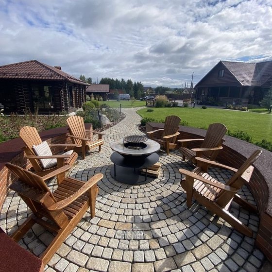 Садовое кресло Адирондак из дерева для улицы — Adirondack Chair — американская классика