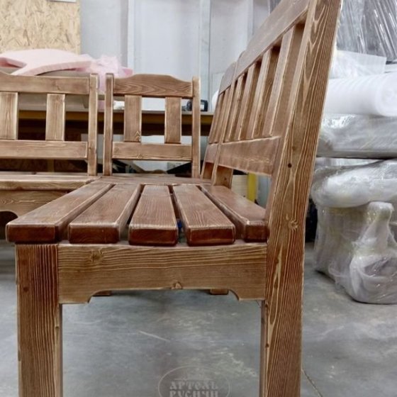 Скамья угловая из массива состаренной сосны «Ладожская»