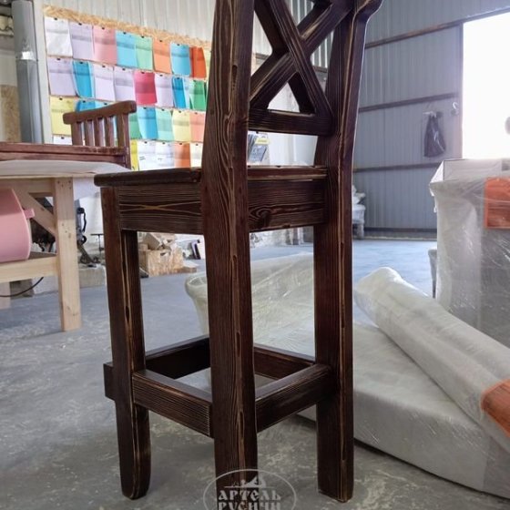Высокий барный стул «Прованс» из массива дерева