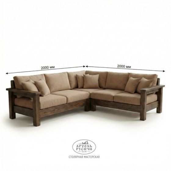 Угловой диван из массива северной сосны с мягкими подушками в стиле кантри