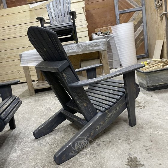 Садовое кресло Адирондак из дерева для улицы — Adirondack Chair — американская классика