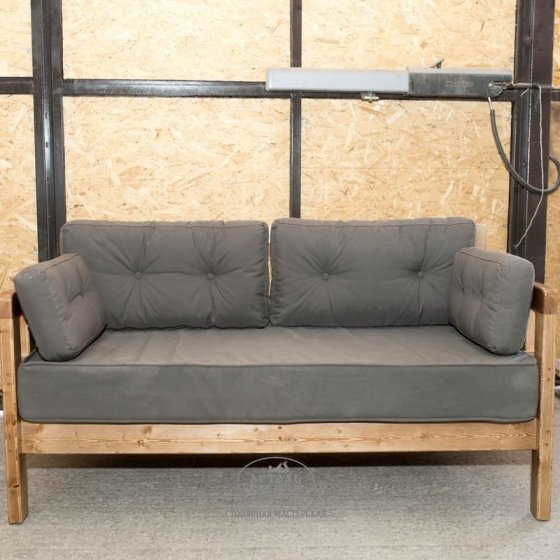 Диван-скамья из массива сосны под старину «Русский лофт» с подушками 