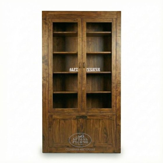 Шкаф из массива дерева со стеклянными дверцами для книг и коллекций