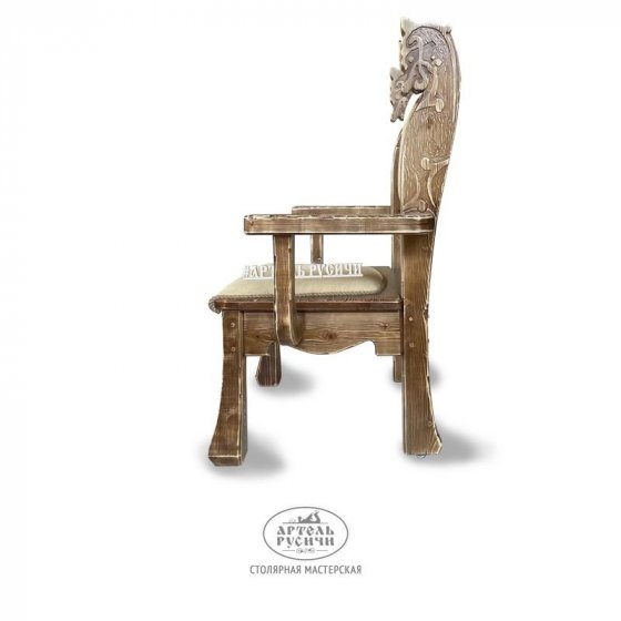Кресло резное мягкое под старину «Драккар»