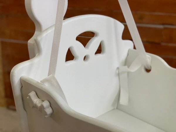 Характеристики Деревянная люлька – колыбель LuxusBaby в белом винтажном цвете 