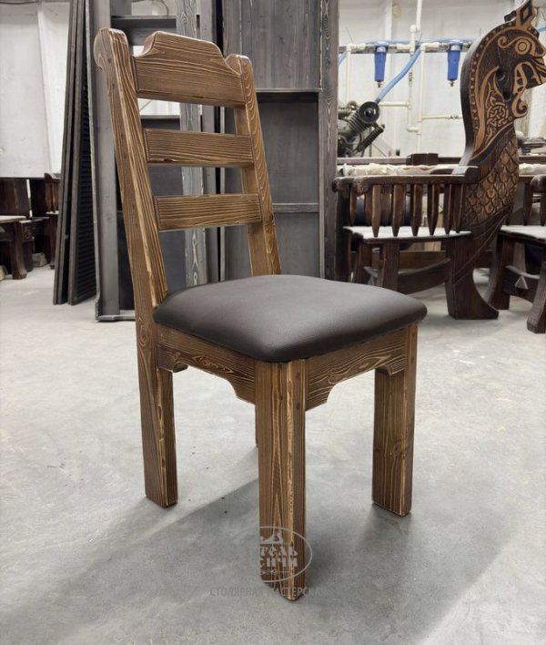 Характеристики Деревянный стул под старину «Ладожский» с мягкой сидушкой