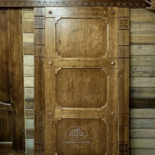 Характеристики Дверь из массива сосны под старину «Суздальская»