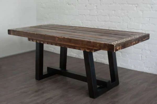 Характеристики Обеденный стол в стиле русский лофт с резьбой из массива дерева