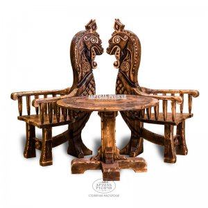 Круглый стол из дерева с резьбой под старину и 2 резных кресла | «Щит Викинга»