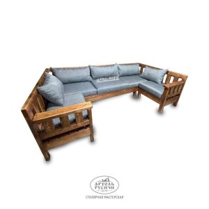 Садовый диван П-образной формы из массива дерева «Русский лофт» с мягкими подушками