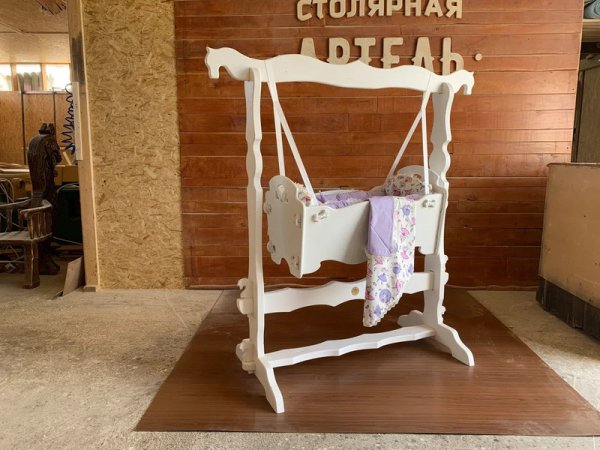 Деревянная люлька – колыбель LuxusBaby в белом винтажном цвете 