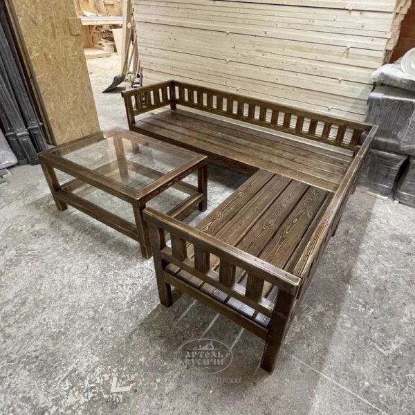 Комплект мебели из массива сосны «Русский лофт»