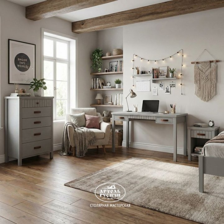 Рабочий письменный стол из массива дерева в интерьере комнаты подростка